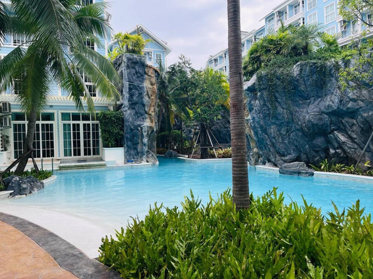 Grand Florida芭提雅带免费游泳池温泉和健身房和办公区水上花园公寓e208 ナ・ジョムティエン エクステリア 写真
