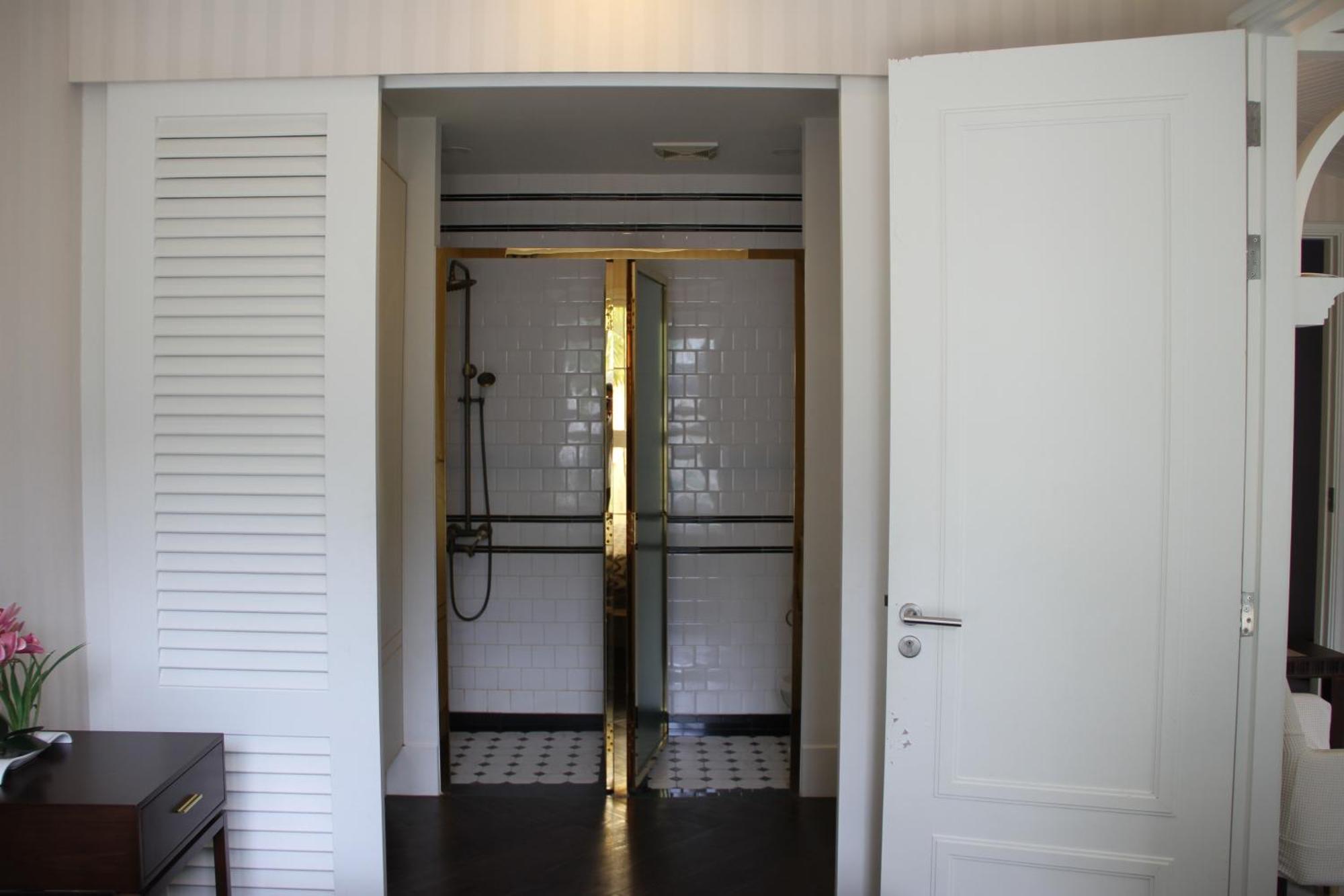 Grand Florida芭提雅带免费游泳池温泉和健身房和办公区水上花园公寓e208 ナ・ジョムティエン エクステリア 写真