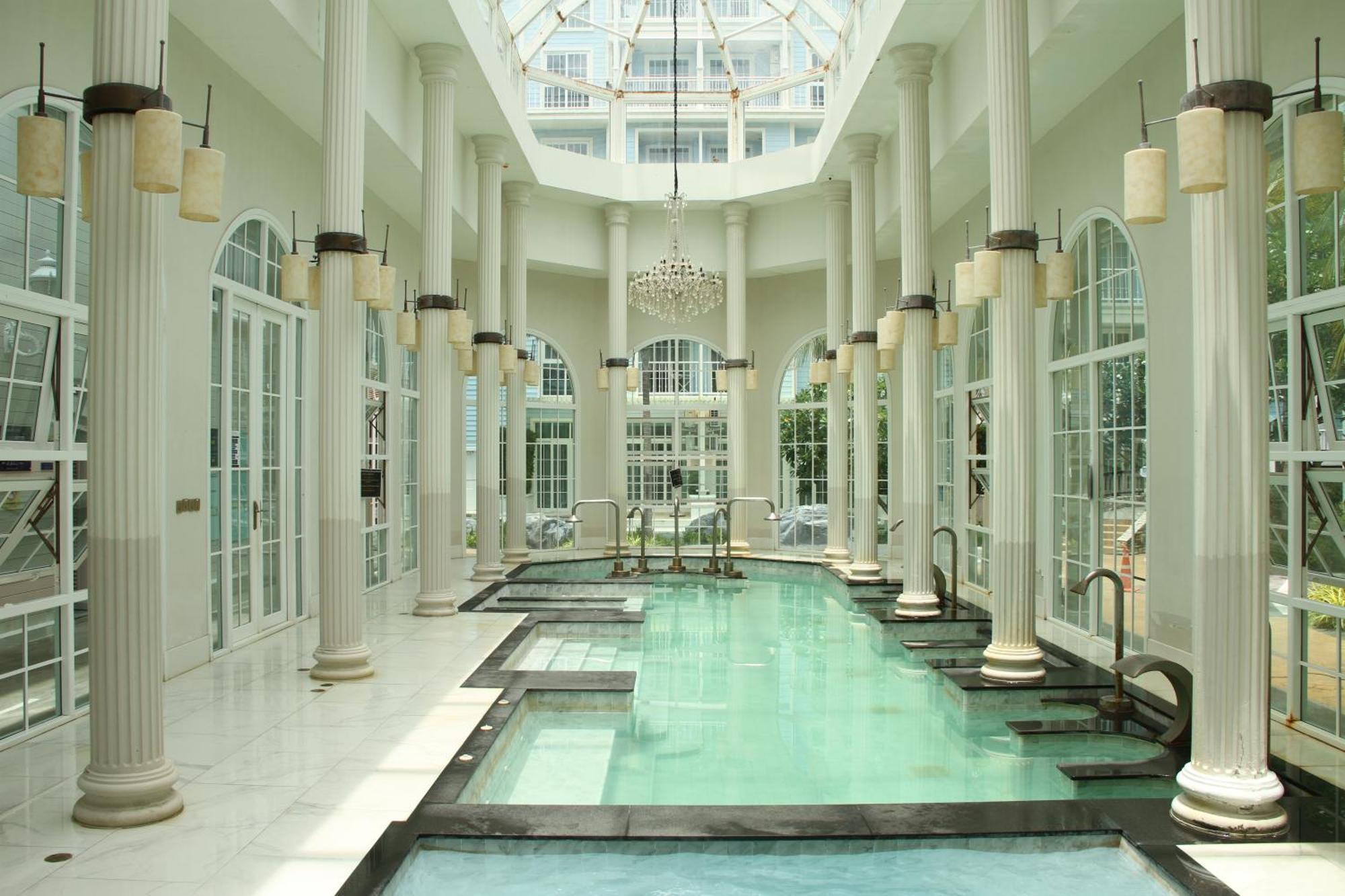 Grand Florida芭提雅带免费游泳池温泉和健身房和办公区水上花园公寓e208 ナ・ジョムティエン エクステリア 写真